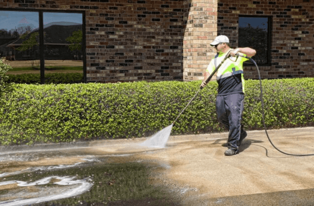 commercial concrete cleaning in savannah